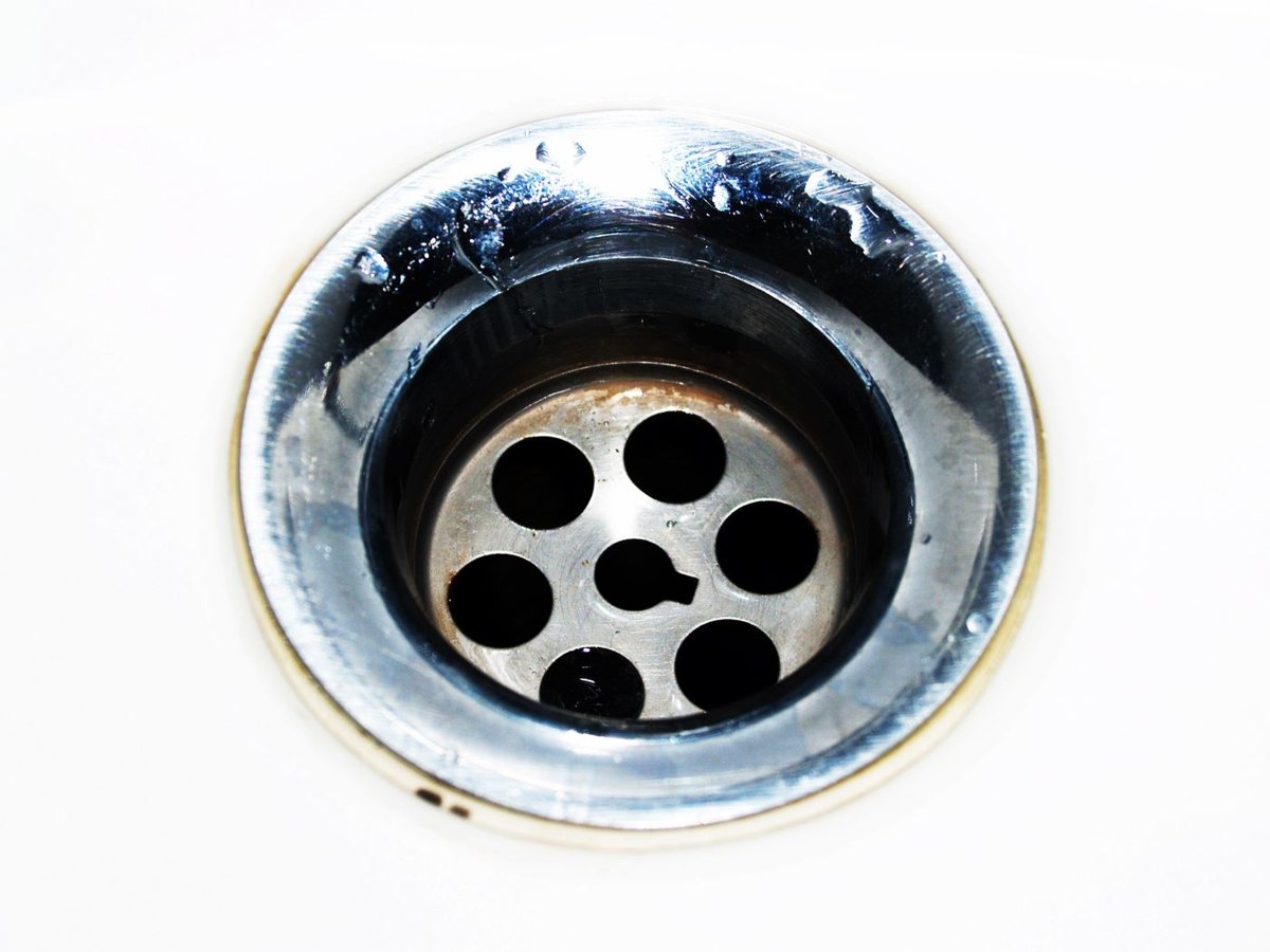 Garbage disposal installation
